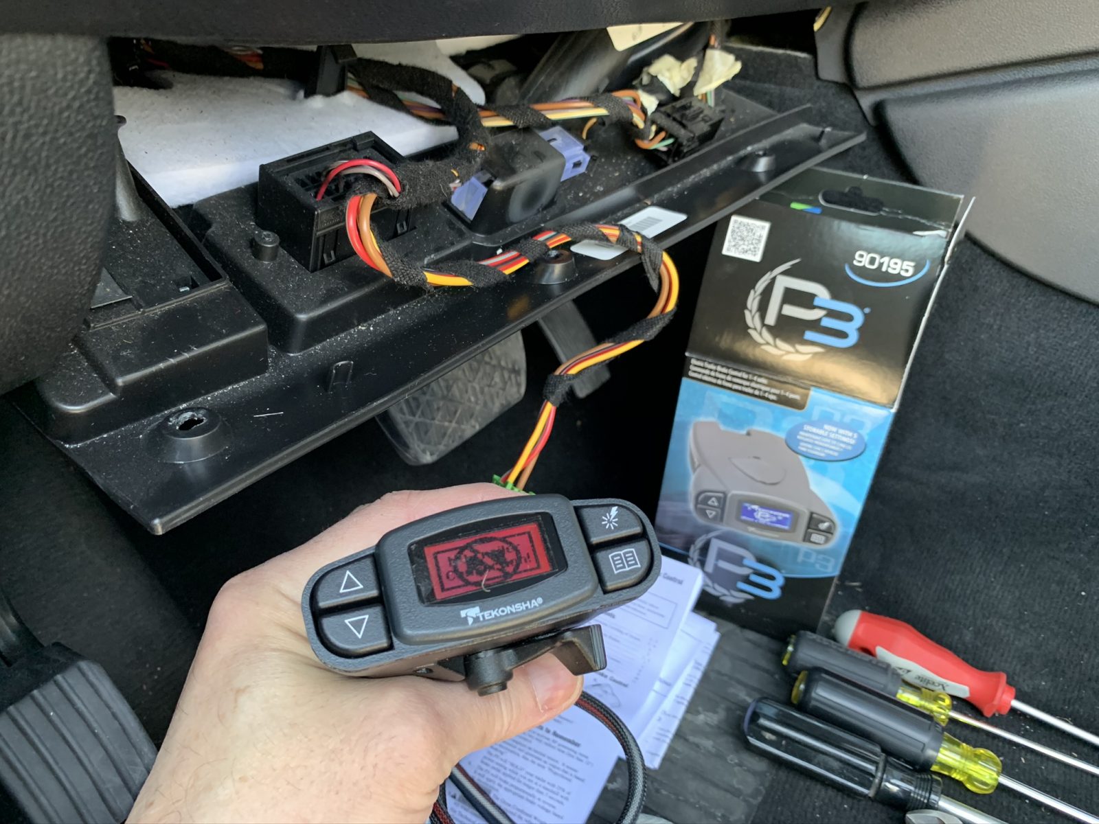 Brake Controller Install Mercedes SUV YAWESOME